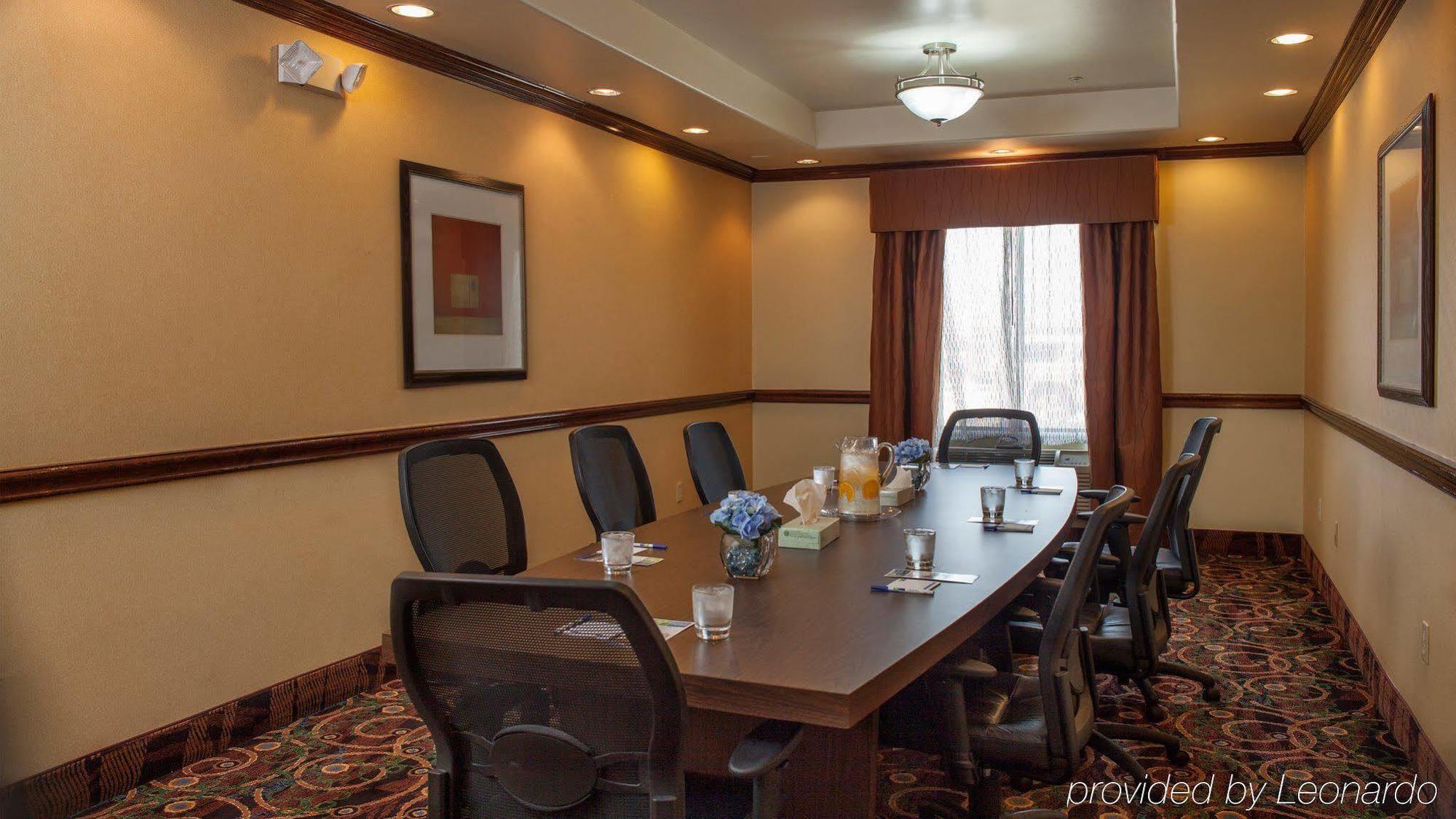 Holiday Inn Express Hotel & Suites Waller By Ihg Eksteriør billede