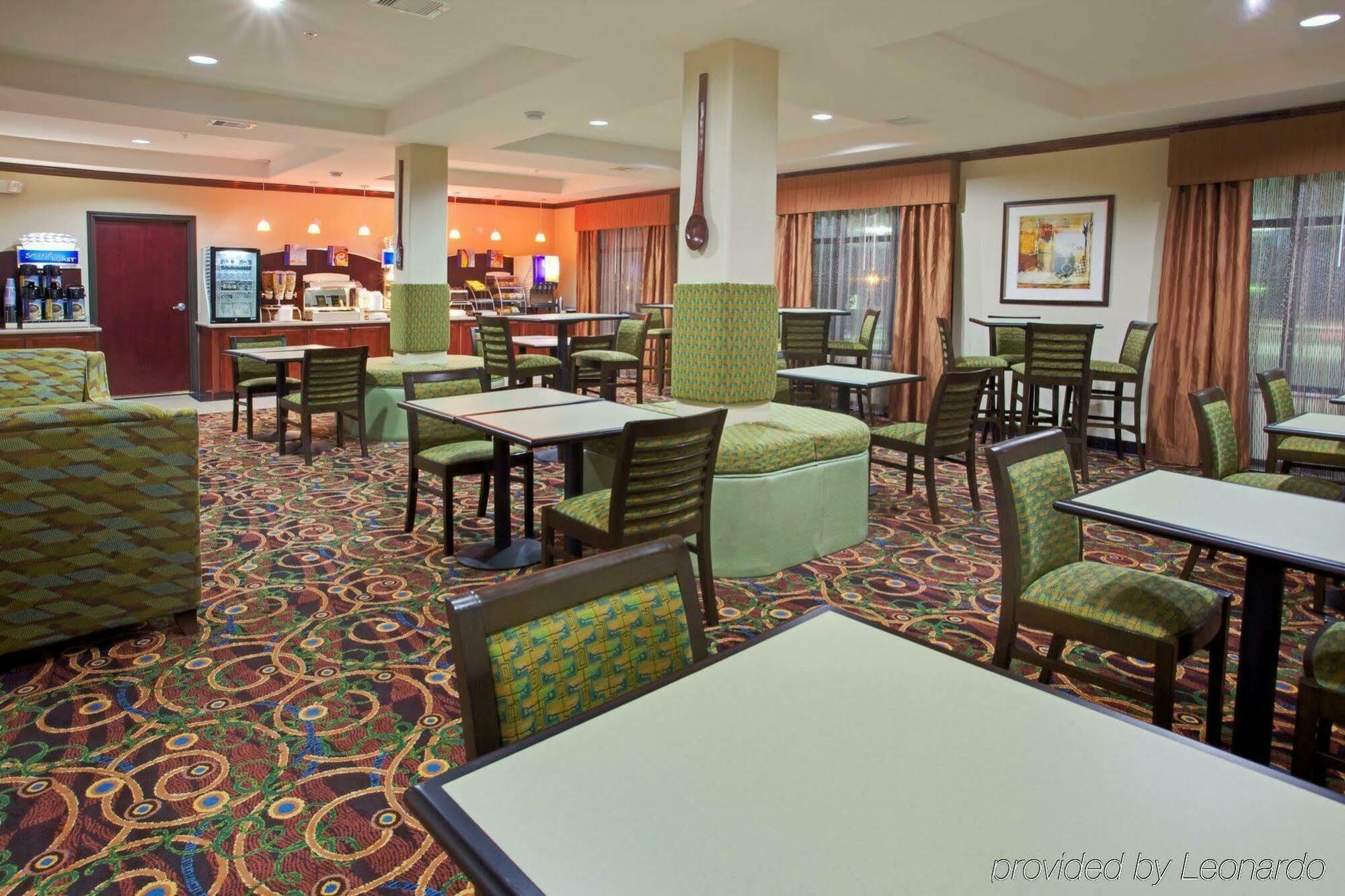 Holiday Inn Express Hotel & Suites Waller By Ihg Eksteriør billede